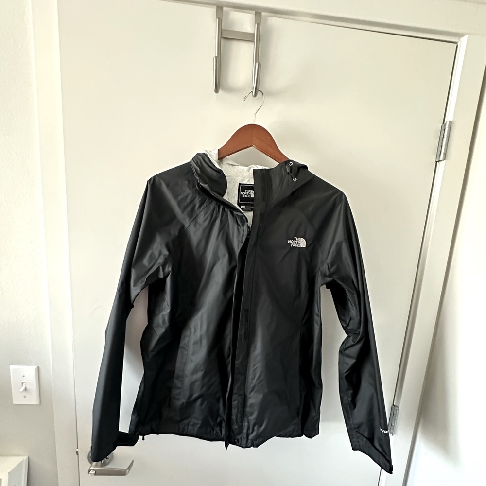 Wind breaker